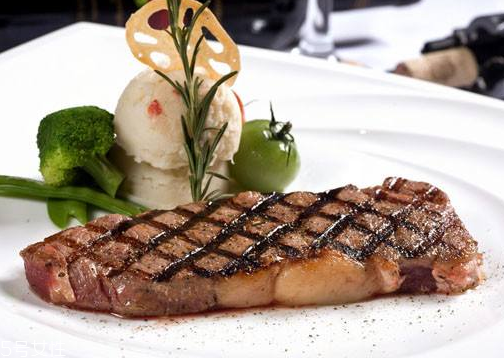 西冷牛排推薦幾分熟？西冷牛排幾分熟好吃？