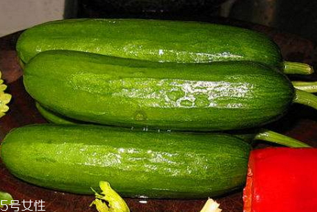 脆瓜的營養(yǎng)價值 脆瓜籽的功效與作用 脆瓜的營養(yǎng)價值 脆瓜籽的功效與作用