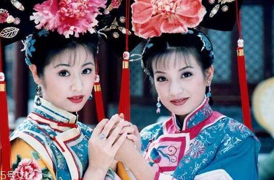 短劉海和長(zhǎng)劉海分別適合什么人 短劉海和長(zhǎng)劉海什么氣質(zhì) 短劉海和長(zhǎng)劉海分別適合什么人 短劉海和長(zhǎng)劉海什么氣質(zhì)