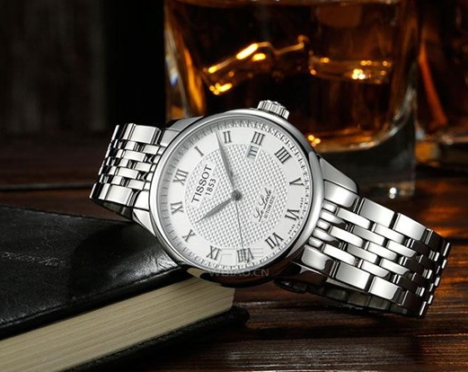 阿瑪尼手表和ck手表哪個好？阿瑪尼手表和ck手表對比