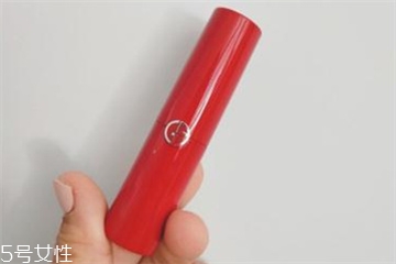 阿瑪尼口紅是塑料殼嗎？阿瑪尼口紅殼什么材質(zhì)？