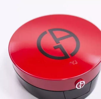 阿瑪尼粉底液和氣墊哪個好？阿瑪尼氣墊完勝粉底液