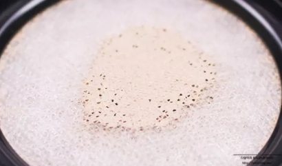 阿瑪尼粉底液和氣墊哪個好？阿瑪尼氣墊完勝粉底液