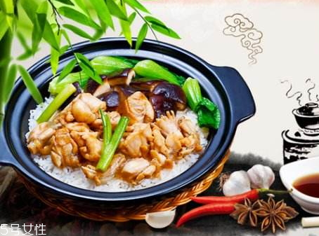 煲仔飯可以用什么鍋 煲仔飯用什么鍋?zhàn)詈? alt=