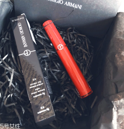 阿瑪尼唇釉是什么味道？阿瑪尼唇釉有味道嗎？