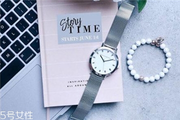 手表可以用吹風(fēng)機吹嗎？手表進水能用吹風(fēng)機嗎？