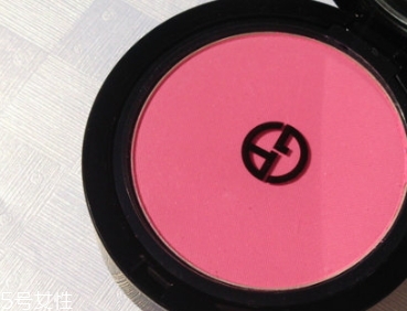 阿瑪尼腮紅怎么樣？阿瑪尼腮紅評測