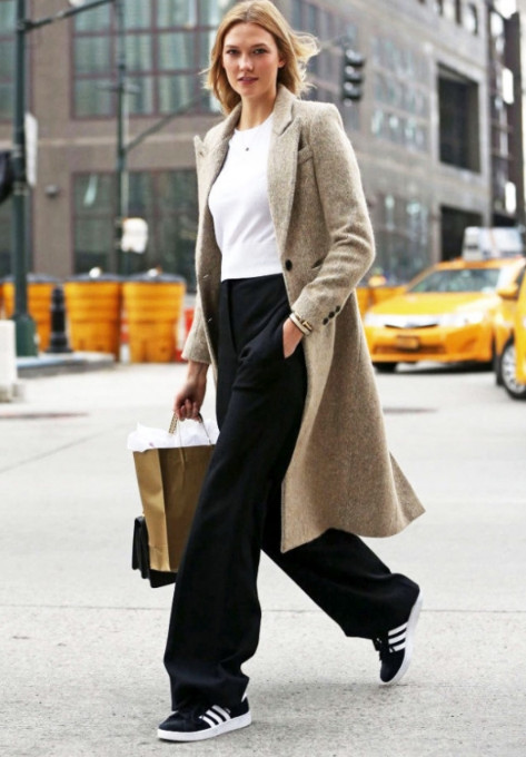 寬褲子配什么上衣圖片 寬褲怎么搭配 寬褲子配什么上衣圖片 寬褲怎么搭配