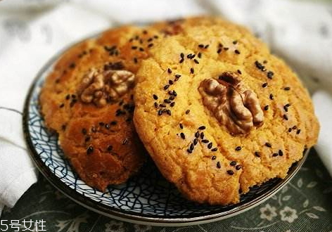 核桃酥的熱量是多少 核桃酥熱量高嗎 核桃酥的熱量是多少 核桃酥熱量高嗎