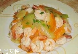 西瓜皮怎么做好吃？常見的西瓜皮做法