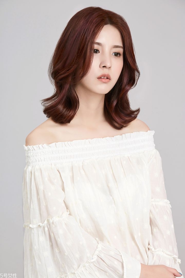 2022什么顏色的頭發(fā)顯得皮膚白 6款發(fā)色讓你白一個色階 2022什么顏色的頭發(fā)顯得皮膚白 6款發(fā)色讓你白一個色階