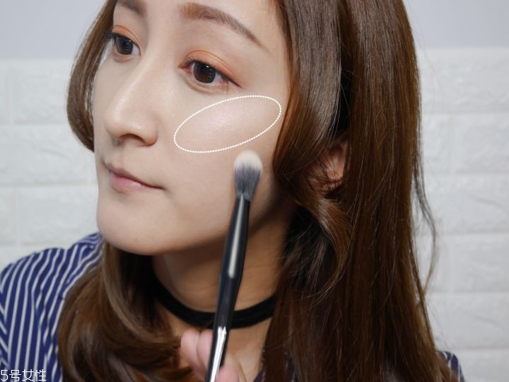 nyx獨角獸粉餅怎么用 nyx獨角獸修容教程 nyx獨角獸粉餅怎么用 nyx獨角獸修容教程