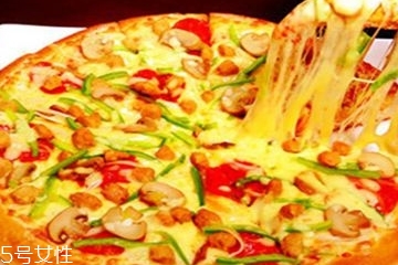 半成品披薩的做法 半成品披薩怎么烤？