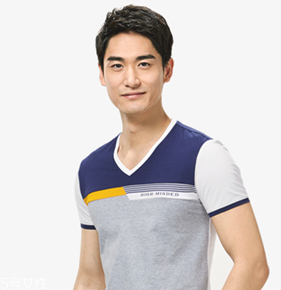 2022韓式紋理燙發(fā)型男 男生紋理燙發(fā)型圖片 2022韓式紋理燙發(fā)型男 男生紋理燙發(fā)型圖片