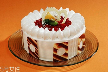 蛋糕的簡易做法 蛋糕可以用鴨蛋做嗎 蛋糕的簡易做法 蛋糕可以用鴨蛋做嗎