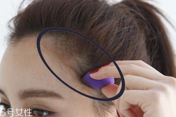 用修容粉怎么修飾發(fā)際線 用修容粉修飾發(fā)際線的簡單技巧 用修容粉怎么修飾發(fā)際線 用修容粉修飾發(fā)際線的簡單技巧