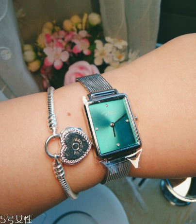 唯路時是國產(chǎn)的嗎？唯路時手表是哪個國家產(chǎn)的？