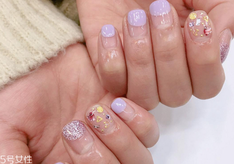 2018粉色美甲新款式圖片 今年流行的夏日清新美甲 2018粉色美甲新款式圖片 今年流行的夏日清新美甲
