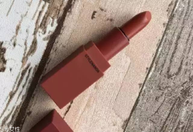 干燥玫瑰色是什么顏色 干燥玫瑰色口紅推薦 干燥玫瑰色是什么顏色 干燥玫瑰色口紅推薦