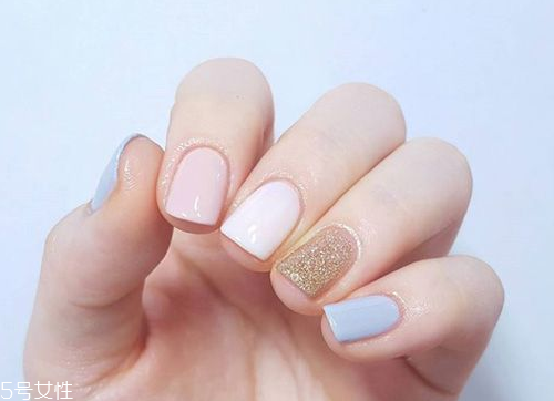 2022流行美甲圖片淺色 最適合夏天做的美甲顏色款式 2022流行美甲圖片淺色 最適合夏天做的美甲顏色款式