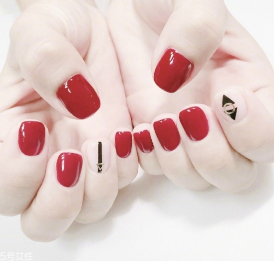 夏日清涼簡約美甲圖片2018 2018最流行的日系美甲款式 夏日清涼簡約美甲圖片2018 2018最流行的日系美甲款式