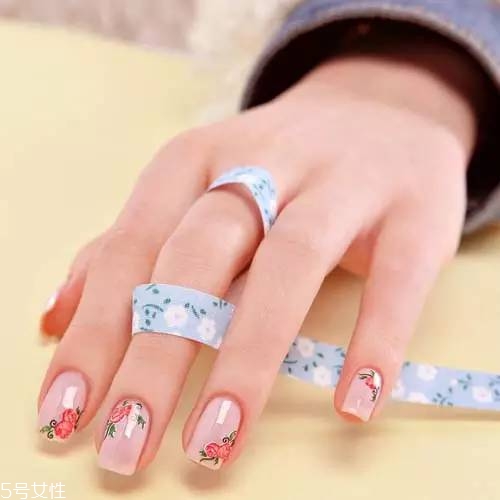 長(zhǎng)期美甲有哪些危害 做美甲之后需要注意的事項(xiàng) 長(zhǎng)期美甲有哪些危害 做美甲之后需要注意的事項(xiàng)