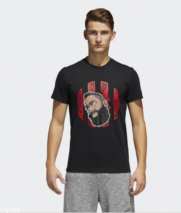 男生去海邊穿什么衣服好看 男生去海邊玩穿衣搭配 男生去海邊穿什么衣服好看 男生去海邊玩穿衣搭配