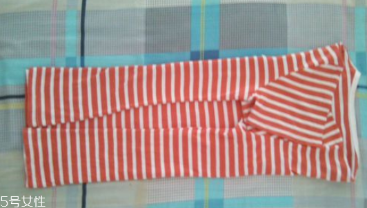 男生去海邊穿什么衣服好看 男生去海邊玩穿衣搭配 男生去海邊穿什么衣服好看 男生去海邊玩穿衣搭配