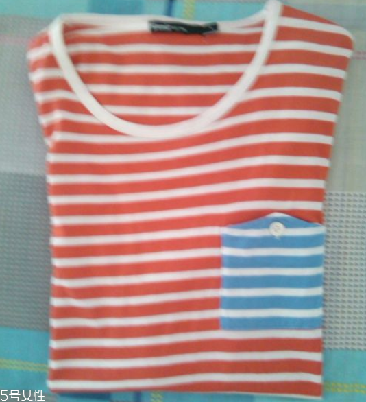 男生去海邊穿什么衣服好看 男生去海邊玩穿衣搭配 男生去海邊穿什么衣服好看 男生去海邊玩穿衣搭配