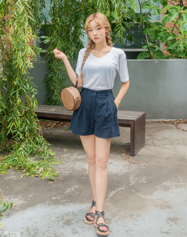 紅色t恤配什么褲子好看 紅色t恤怎么搭配最好看 紅色t恤配什么褲子好看 紅色t恤怎么搭配最好看