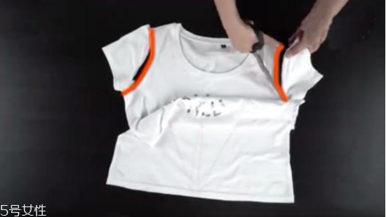 男生去海邊穿什么衣服好看 男生去海邊玩穿衣搭配 男生去海邊穿什么衣服好看 男生去海邊玩穿衣搭配