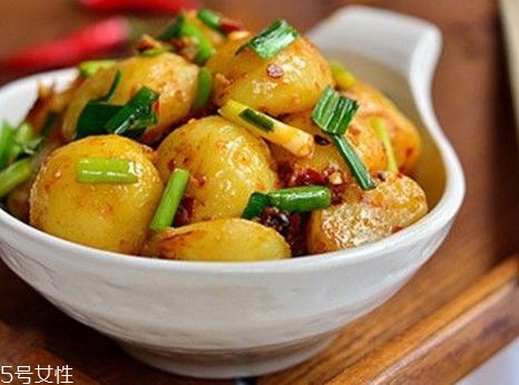 土豆不能和什么一起吃？土豆和黑木耳可以一起吃嗎？