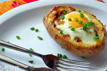 土豆能和雞蛋一起吃嗎？土豆和雞蛋一起吃會不會中毒？