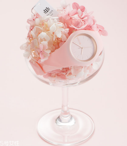 手表皮帶好還是鋼帶好？手表皮帶和鋼帶哪個好？