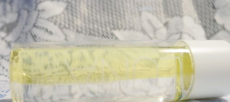 水油分離卸妝液好嗎？水油分離卸妝液和普通卸妝液區(qū)別