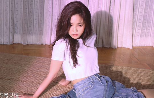 安瓶能代替精華嗎 安瓶和精華能同時(shí)用嗎 安瓶能代替精華嗎 安瓶和精華能同時(shí)用嗎