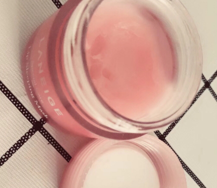 國(guó)產(chǎn)唇膜哪個(gè)牌子好？國(guó)貨唇膜品牌排行榜