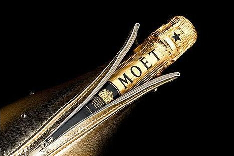 酩悅香檳保質(zhì)期 酩悅香檳打開方法 酩悅香檳保質(zhì)期 酩悅香檳打開方法