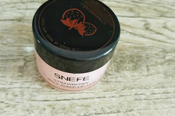 雪玲妃唇膜怎么樣？雪玲妃唇膜和蘭芝唇膜對(duì)比