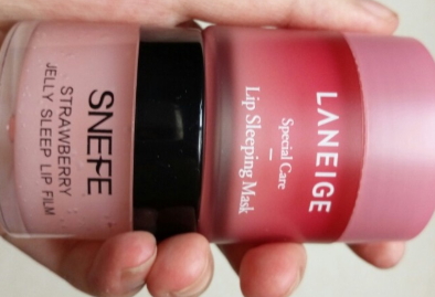 雪玲妃唇膜怎么樣？雪玲妃唇膜和蘭芝唇膜對(duì)比