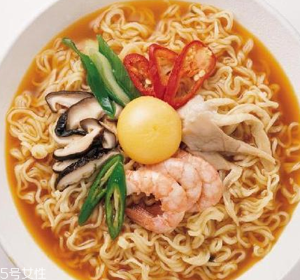 方便面的做法 方便面怎么做才好吃？