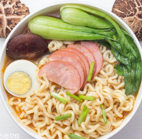 方便面的危害 方便面吃了會怎樣？