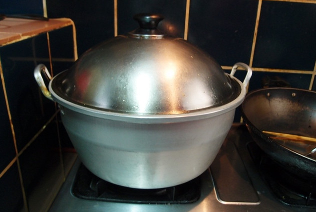 怎樣煮白斬雞好吃 白斬雞煮多長時(shí)間 怎樣煮白斬雞好吃 白斬雞煮多長時(shí)間