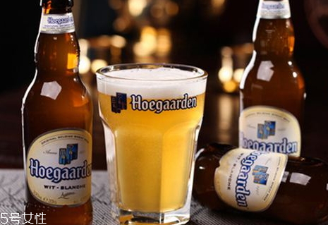 福佳白啤酒多少錢一瓶 福佳白啤酒是哪個(gè)國(guó)家的 福佳白啤酒多少錢一瓶 福佳白啤酒是哪個(gè)國(guó)家的