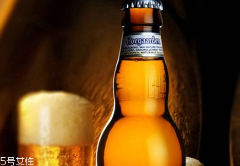 福佳白啤酒多少錢一瓶 福佳白啤酒是哪個(gè)國(guó)家的 福佳白啤酒多少錢一瓶 福佳白啤酒是哪個(gè)國(guó)家的