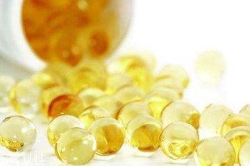 寶寶可以空腹吃魚肝油嗎 寶寶空腹吃魚肝油什么后果 寶寶可以空腹吃魚肝油嗎 寶寶空腹吃魚肝油什么后果