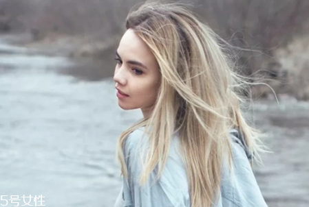 美白精華和保濕精華哪個(gè)先用 美白精華和保濕精華順序 美白精華和保濕精華哪個(gè)先用 美白精華和保濕精華順序