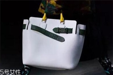 burberry the belt尺寸多大？巴寶莉貝爾特包有哪幾種尺寸？