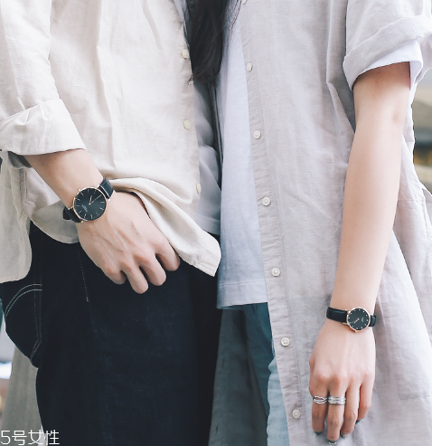 情侶手表怎么搭配？情侶表搭配建議