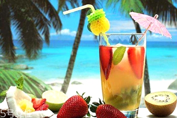 果汁應(yīng)該怎么清洗？果汁弄到衣服上了怎么辦？